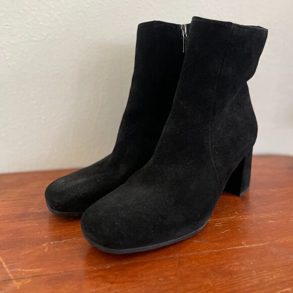 La Canadienne Joanie Suede Ankle Boots | size 8 | new without box - Picture 2 of 4